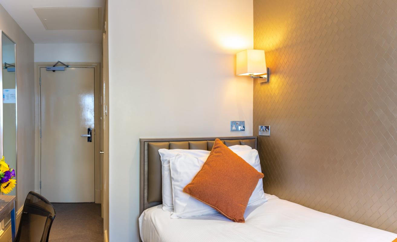 Single Room Sidney Hotel London Single Room Sidney Hotel London