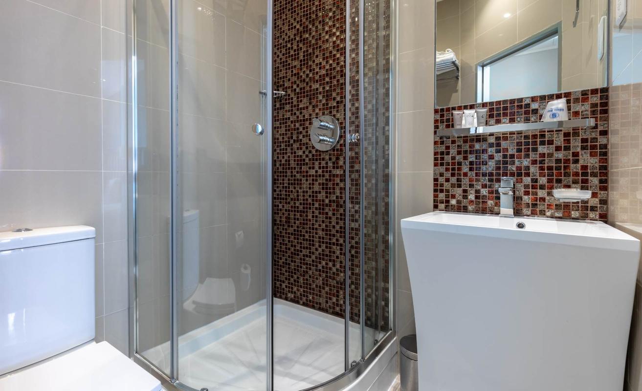 ANNEX Twin Room Sidney Hotel London ANNEX Twin Room Sidney Hotel London